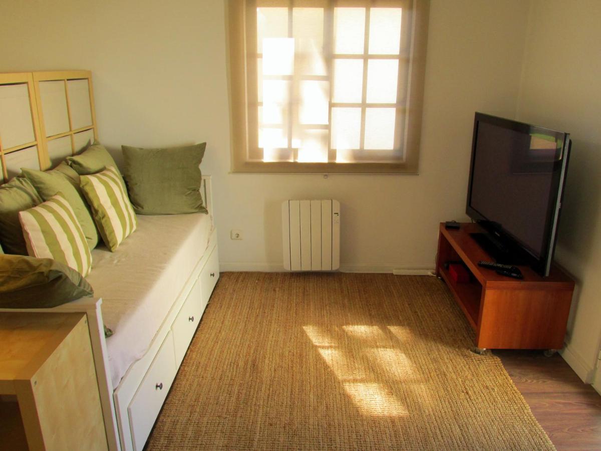 Go Pt - Private Challet With Swimming Pool And Garden 帕雷迪 外观 照片