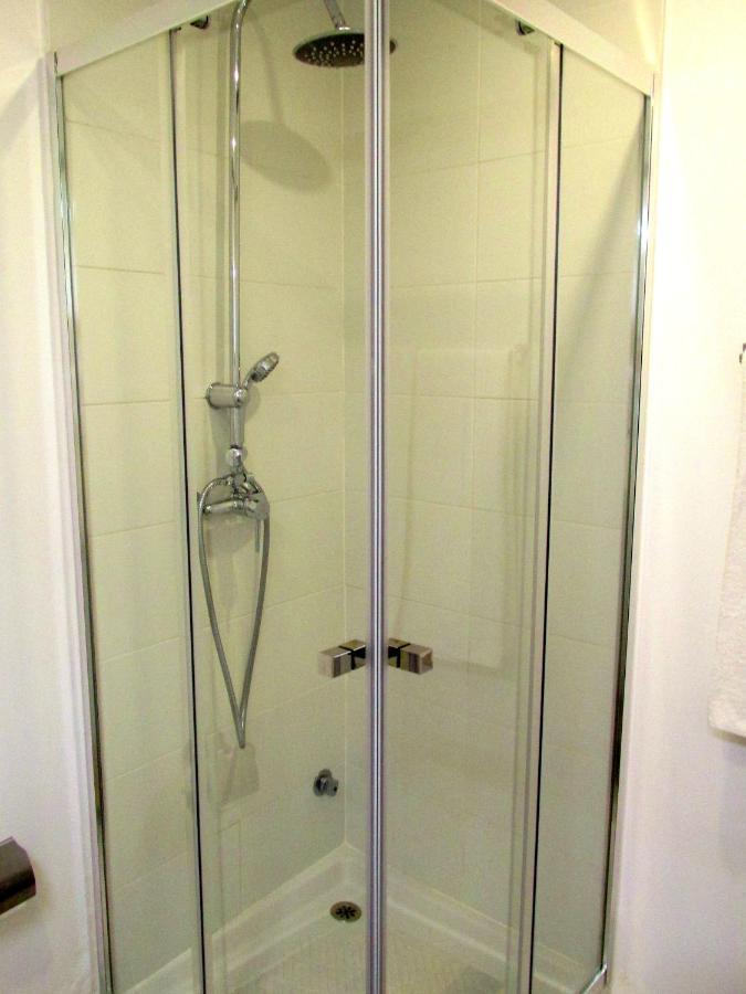 Go Pt - Private Challet With Swimming Pool And Garden 帕雷迪 外观 照片
